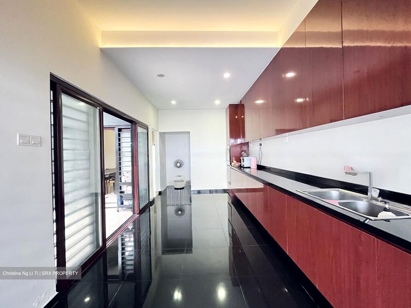 Koon Seng Road (D15), Terrace #462750831
